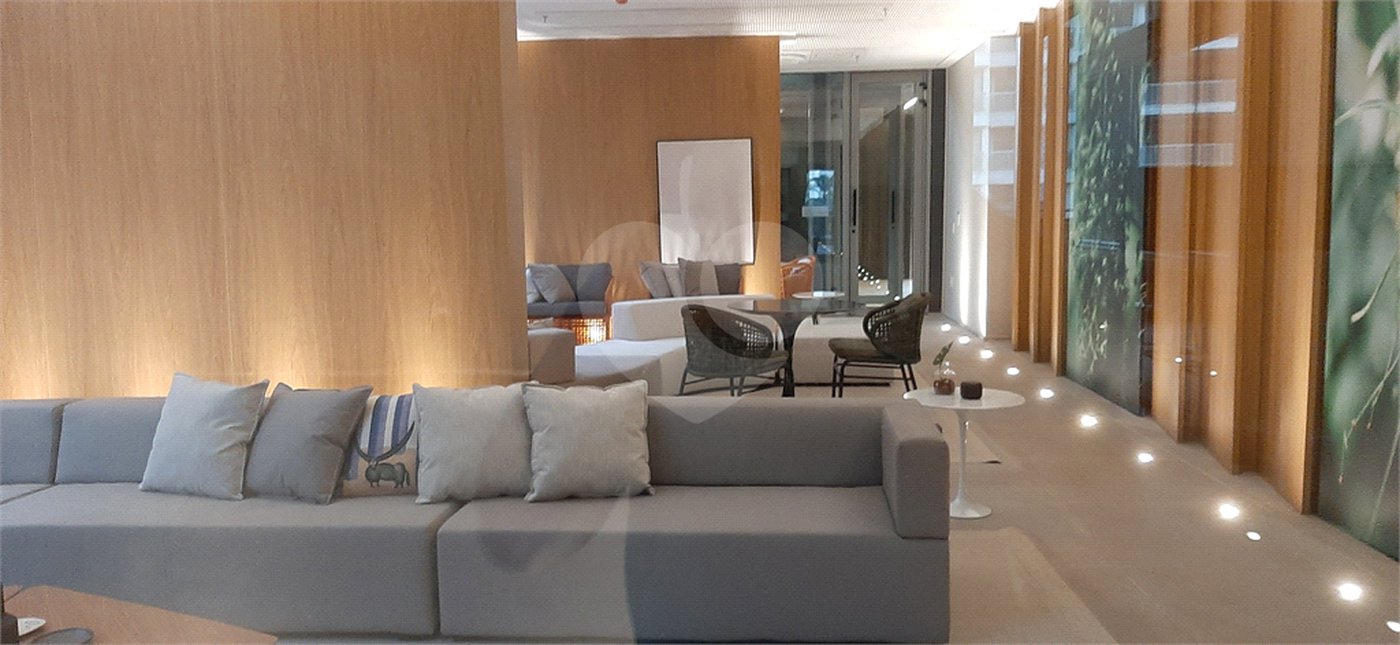 Apartamento para alugar com 3 suítes em Jardim das Acácias, São Paulo, SP