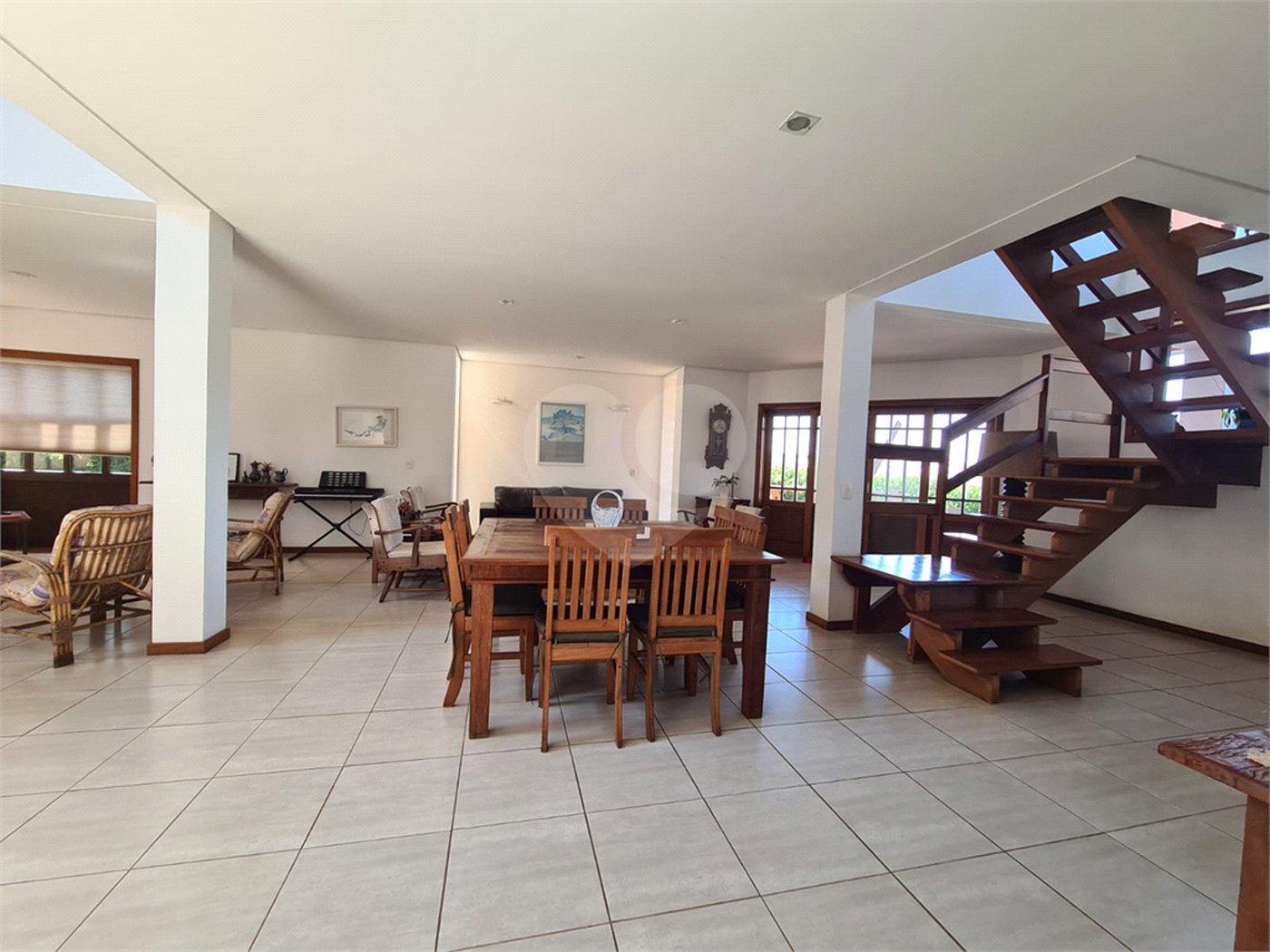 Casa à venda com 4 suítes no condomínio Santa Teresa, Itupeva - SP