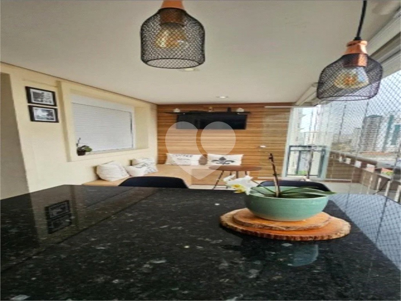 Apartamento à venda com 3 quartos, sendo 1 suíte,  em Vila Regente Feijó, São Paulo, SP