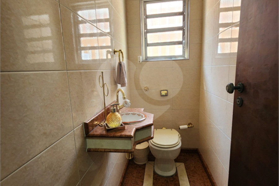 Sobrado à venda com 3 quartos, sendo 1 suíte, em Vila Constança, São Paulo, SP