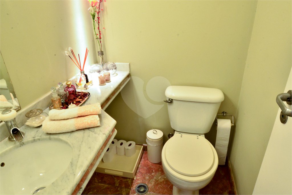 Cobertura à venda com 4 suítes em Vila Suzana, São Paulo, SP