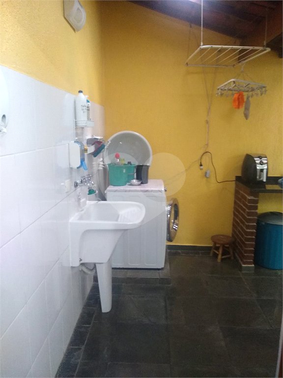 Sobrado à venda com 3 quartos, sendo 1 suíte,  em Vila do Castelo, São Paulo, SP