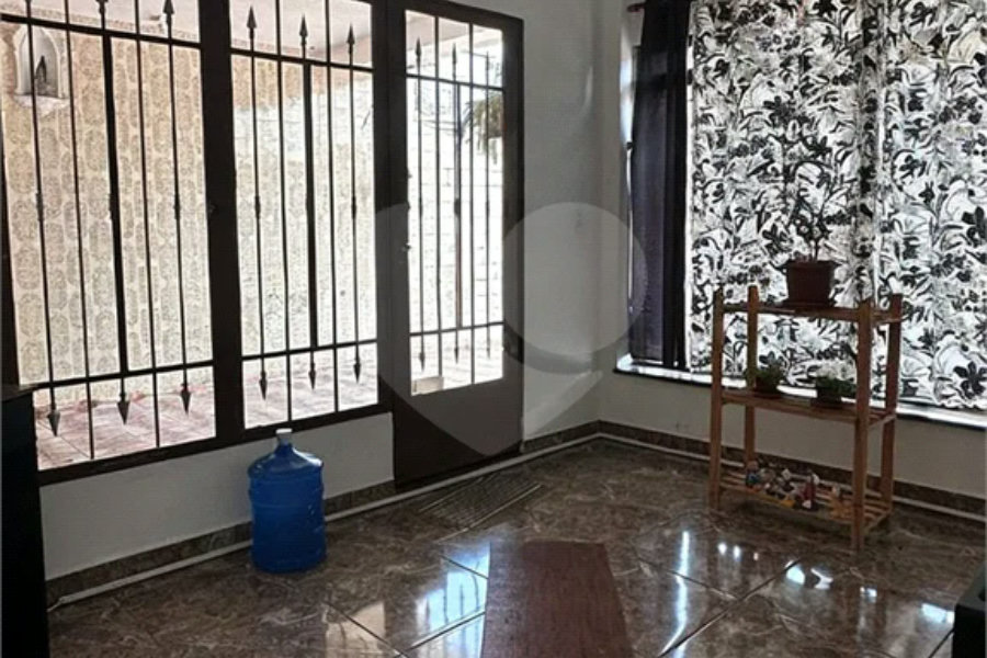 Casa Térrea à venda com 4 quartos em Santana, São Paulo, SP