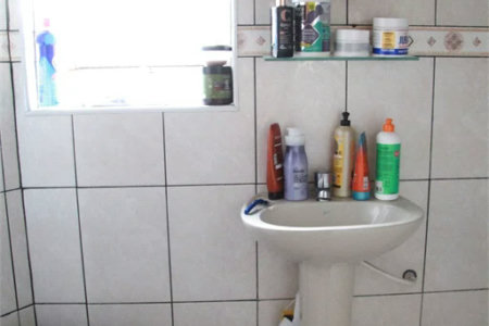 Sobrado à venda com 5 quartos, sendo 1 suíte,  em Jaguaré, São Paulo, SP