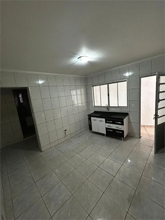 Sobrado à venda com 4 quartos, sendo 2 suítes, em Parque Sonia, São Paulo, SP