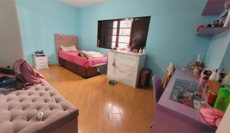 Casa à venda com 4 quartos, sendo 1 suíte,  em Vila Matilde, São Paulo, SP