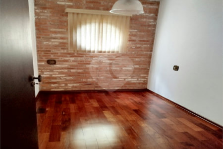 Sobrado à venda em Araras – Santa Olivia II 3 dormitórios 1 suíte