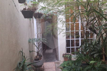 Sobrado à venda com 3 quartos, sendo 1 suíte, em Cambuci, São Paulo, SP