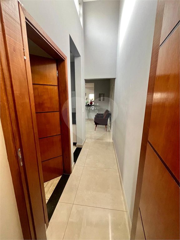Sobrado à venda com 3 quartos, sendo 1 suíte, em Atibaia Belvedere, Atibaia, SP