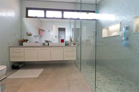 Apartamento à venda com 3 suítes em Vila Suzana, São Paulo, SP
