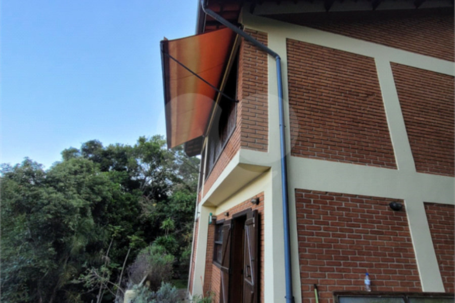 Casa à venda com 3 quartos, sendo 1 suíte,  em Serra da Cantareira, Mairiporã, SP