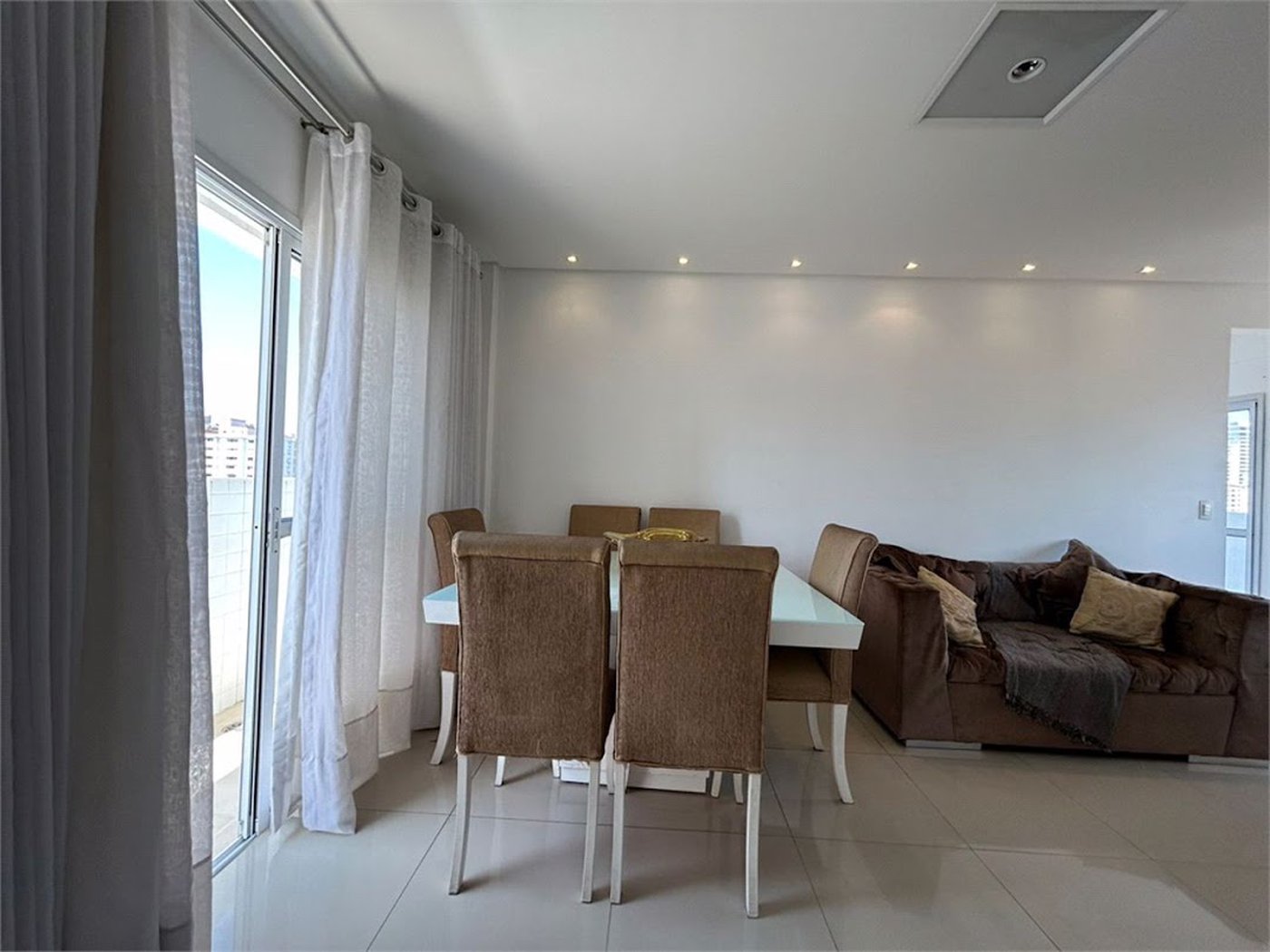 Apartamento com 3 dormitórios à venda, 110 m² por R$ 950.000,00 - Campo Grande - Santos/SP