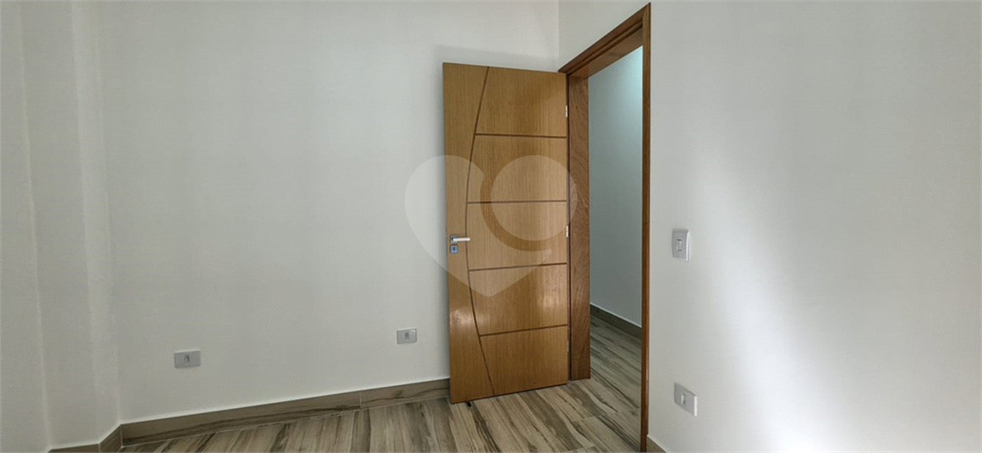 Sobrado à venda com 3 quartos, sendo 1 suíte, em Vila Bonilha, São Paulo, SP