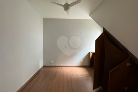 Casa Térrea à venda com 3 quartos, sendo 1 suíte,  em Vila Madalena, São Paulo, SP