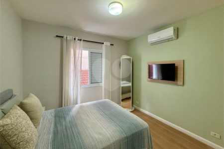 Sobrado à venda com 3 quartos, sendo 1 suíte, em Campo Grande, São Paulo, SP