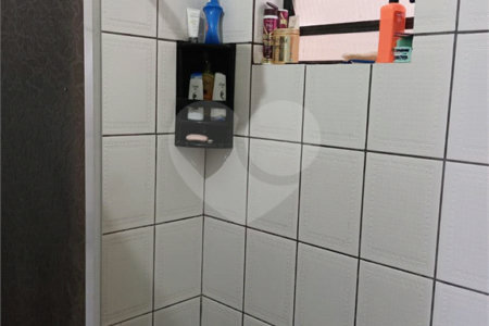 Casa à venda com 4 quartos, sendo 1 suíte,  no Centro, Salesópolis, SP
