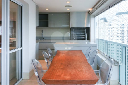 Apartamento à venda com 3 suítes em Brooklin, São Paulo, SP