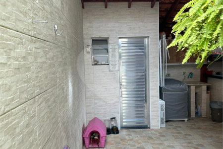 Sobrado à venda com 2 quartos em Jardim Carlos Cooper, Suzano, SP