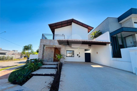 Casa à venda com 4 quartos, sendo 3 suítes, no condomínio Residencial Chácara Ondina, Sorocaba - SP