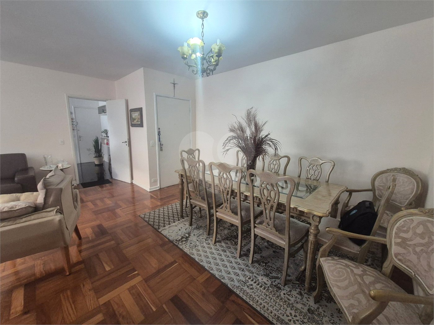 Apartamento à venda com 3 quartos, sendo 1 suíte, em Itaim Bibi, São Paulo, SP
