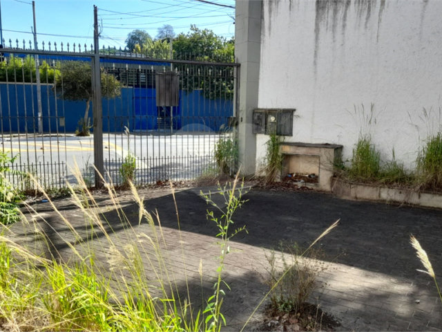 Casa Térrea à venda com 4 quartos, sendo 1 suíte,  em Vila Guilherme, São Paulo, SP