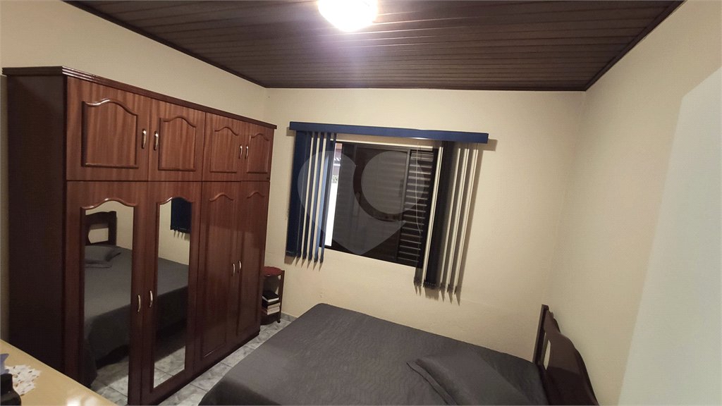 Casa à venda com 4 quartos, sendo 1 suíte, no condomínio Travessa Jacob,38, São Paulo - SP