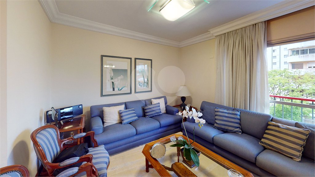 Apartamento à venda com 4 quartos, sendo 2 suítes, em Campo Belo, São Paulo, SP