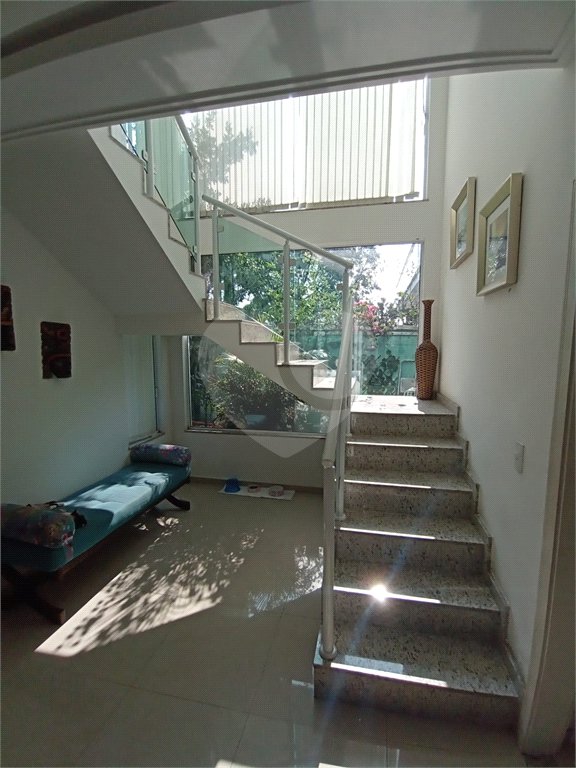 Casa à venda com 3 suítes no condomínio Mansões da Prata, Rio de Janeiro - RJ