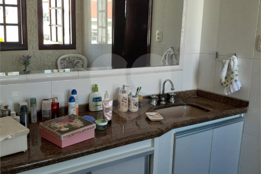 Sobrado à venda com 3 quartos, sendo 1 suíte,  em Vila Guilherme, São Paulo, SP
