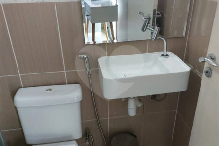 Casa à venda com 2 suítes no condomínio Villa Dell Victor, São Paulo - SP