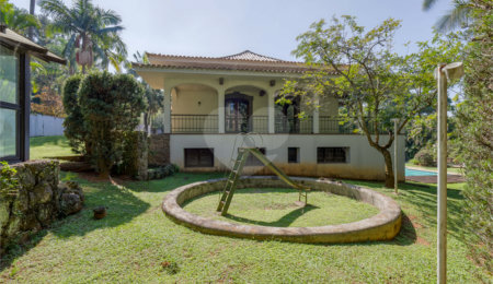 Casa à venda com 5 suítes no condomínio Chácara Flora, São Paulo - SP