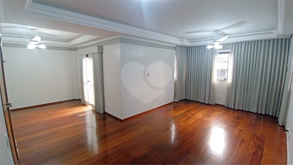 Apartamento à venda com 3 suítes no Centro, Vinhedo, SP