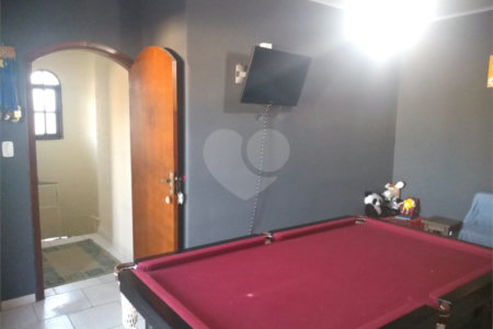 Casa Térrea à venda com 3 suítes em Jardim São Pedro, Mogi das Cruzes, SP