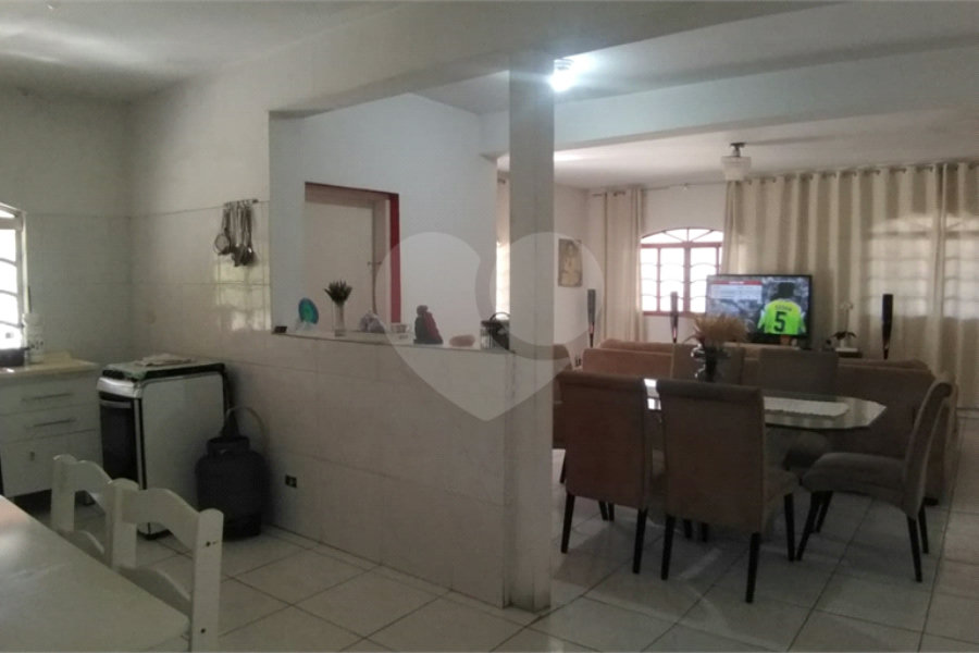 Casa à venda com 2 quartos, sendo 1 suíte, em Capoavinha, Mairiporã, SP