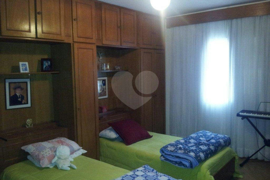 Sobrado à venda com 3 quartos em Vila Guilherme, São Paulo, SP