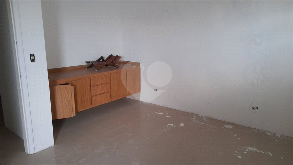 Casa Térrea à venda com 4 quartos, sendo 1 suíte, em Vila Guilherme, São Paulo, SP