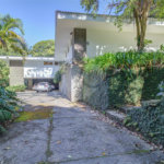 Casa para alugar com 5 quartos, sendo 3 suítes, no condomínio Chácara Flora, São Paulo - SP