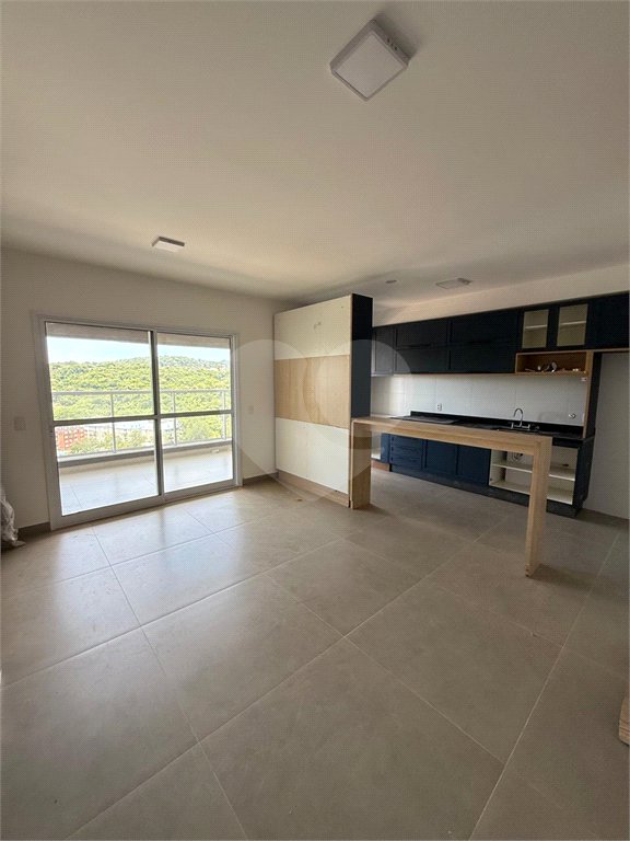 Apartamento para alugar com 3 suítes em Vila Helena, Atibaia, SP