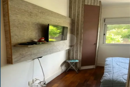 Casa à venda com 5 quartos, sendo 2 suítes,  no Centro, Itupeva, SP