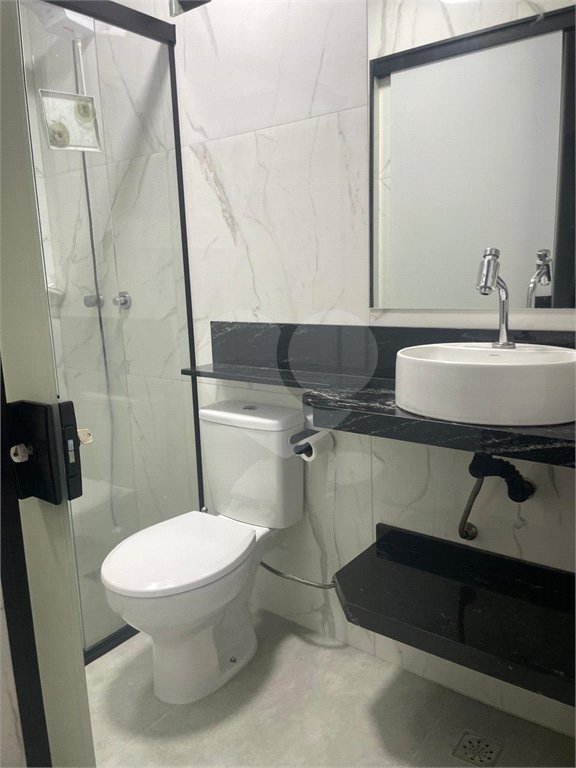 Casa à venda com 3 quartos, sendo 1 suíte, no condomínio Residencial Via Veneto, São Paulo - SP
