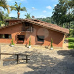 Casa à venda com 8 quartos, sendo 4 suítes, em Eldorado, Diadema, SP