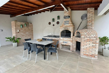 Casa à venda com 4 quartos, sendo 3 suítes, em Vila Galvão, Guarulhos, SP