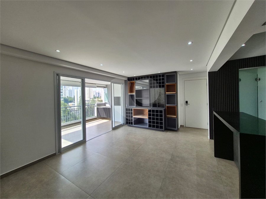 Apartamento à venda com 4 quartos, sendo 2 suítes, em Jardim Vazani, São Paulo, SP