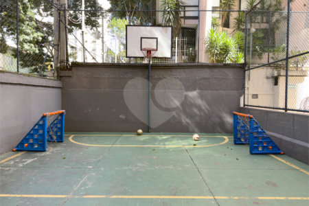 Apartamento à venda com 3 quartos, sendo 1 suíte,  em Vila Uberabinha, São Paulo, SP