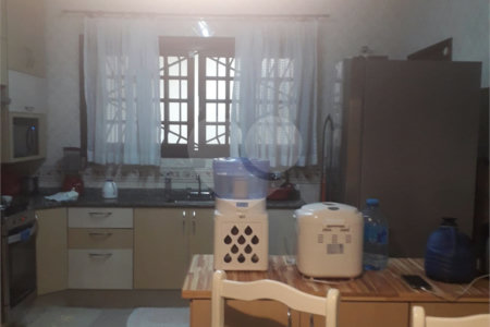 Casa Térrea à venda com 3 quartos, sendo 2 suítes, em Parque Vitória, São Paulo, SP