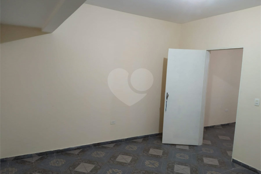 Sobrado à venda com 3 quartos, sendo 1 suíte, em Jaraguá, São Paulo, SP