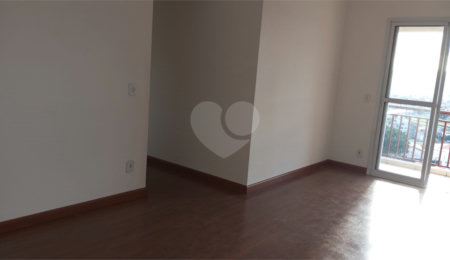 Apartamento à venda com 3 quartos, sendo 1 suíte,  em Picanço, Guarulhos, SP