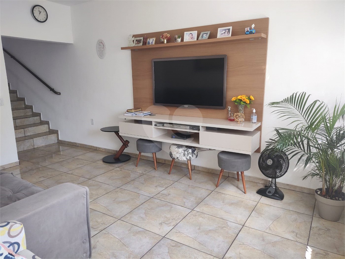 Sobrado à venda com 5 quartos, sendo 1 suíte,  em Vila Bela Vista, Suzano, SP