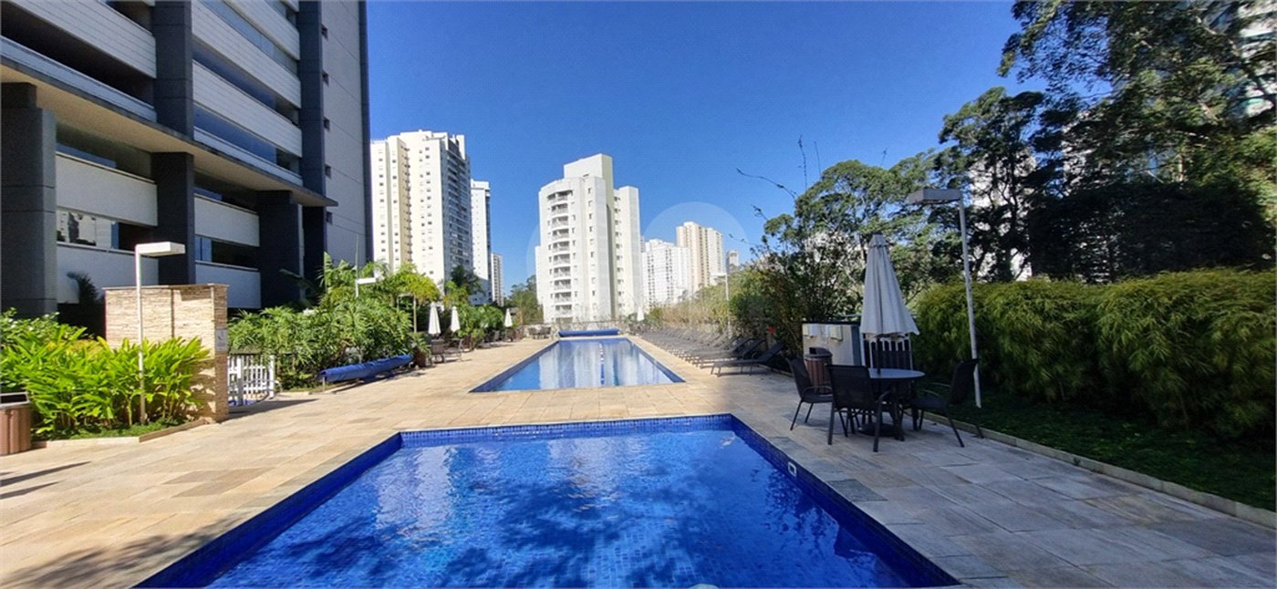 Apartamento à venda com 3 suítes em Jardim Londrina, São Paulo, SP