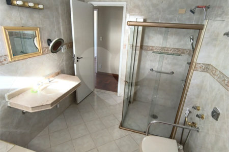 Apartamento à venda com 3 quartos, sendo 1 suíte,  em Lapa, São Paulo, SP